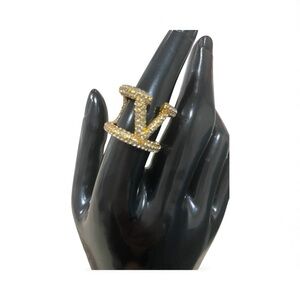 Elegant Gold-Tone Ring